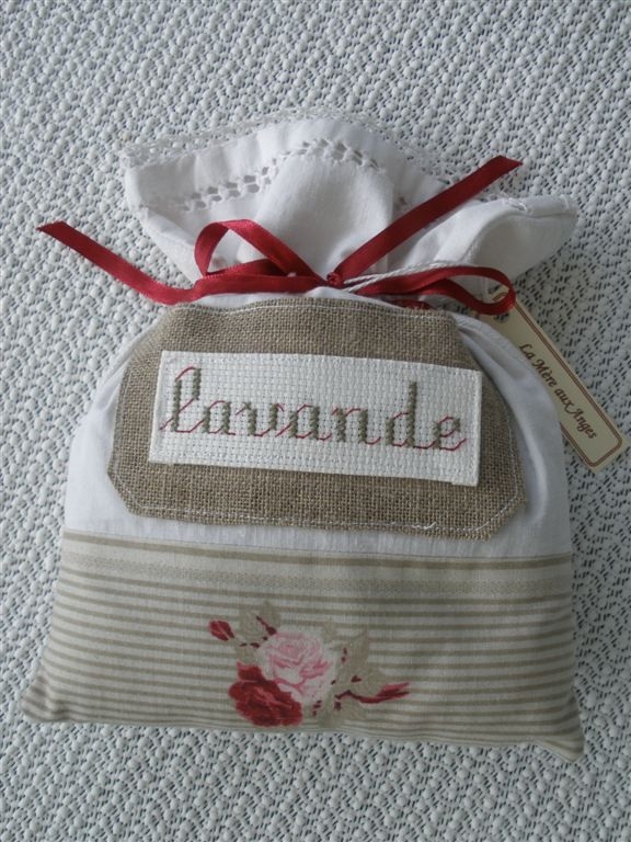 MARIETTE'S BACK TO BASICS {7 French Country Style Lavender Sachets}