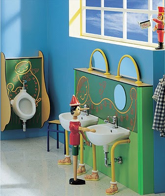 Marzua: Baños infantiles