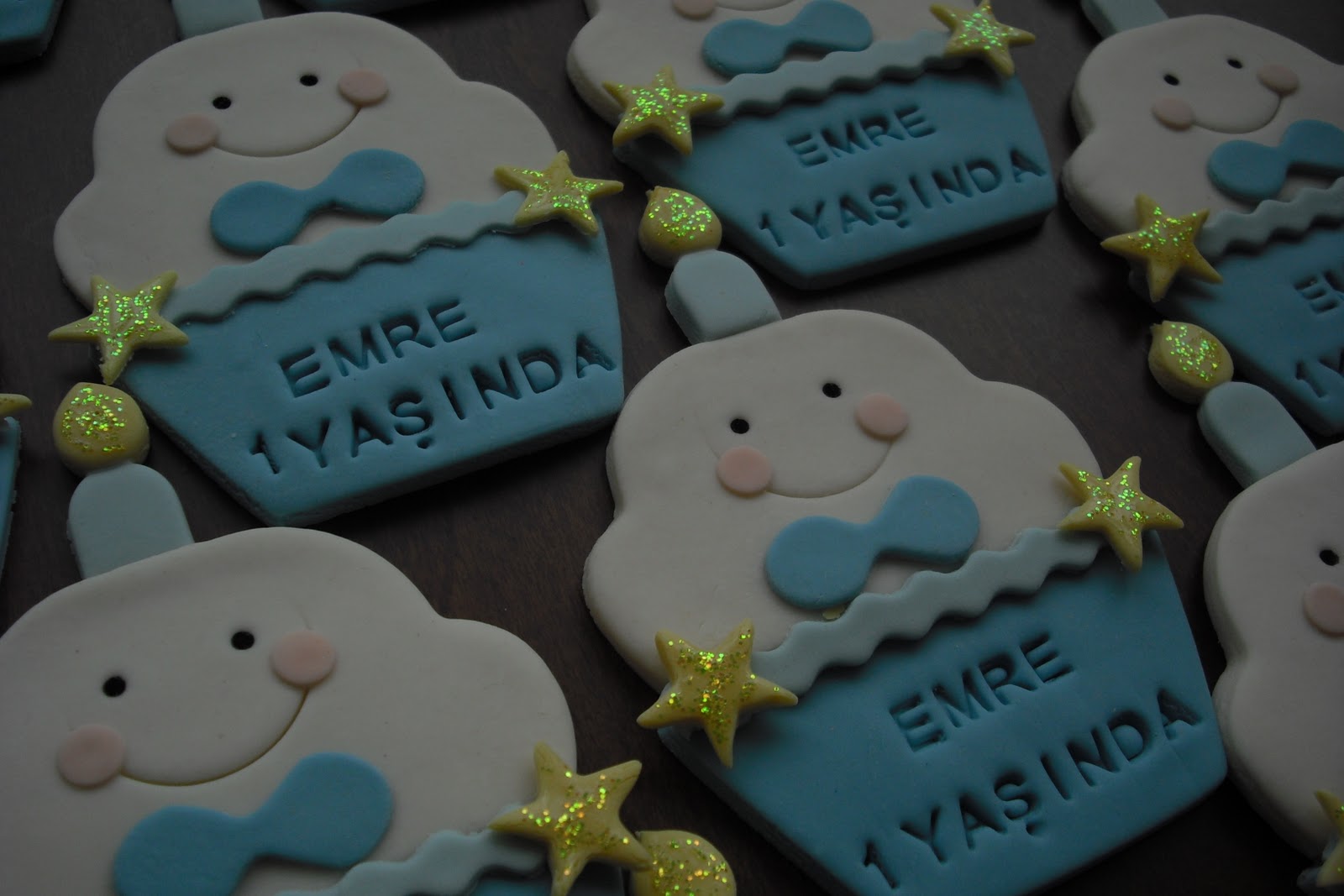 GÜL�ÜMSE İyiki doğdun Emre)