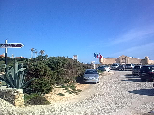 [14032010_043-712877.jpg]