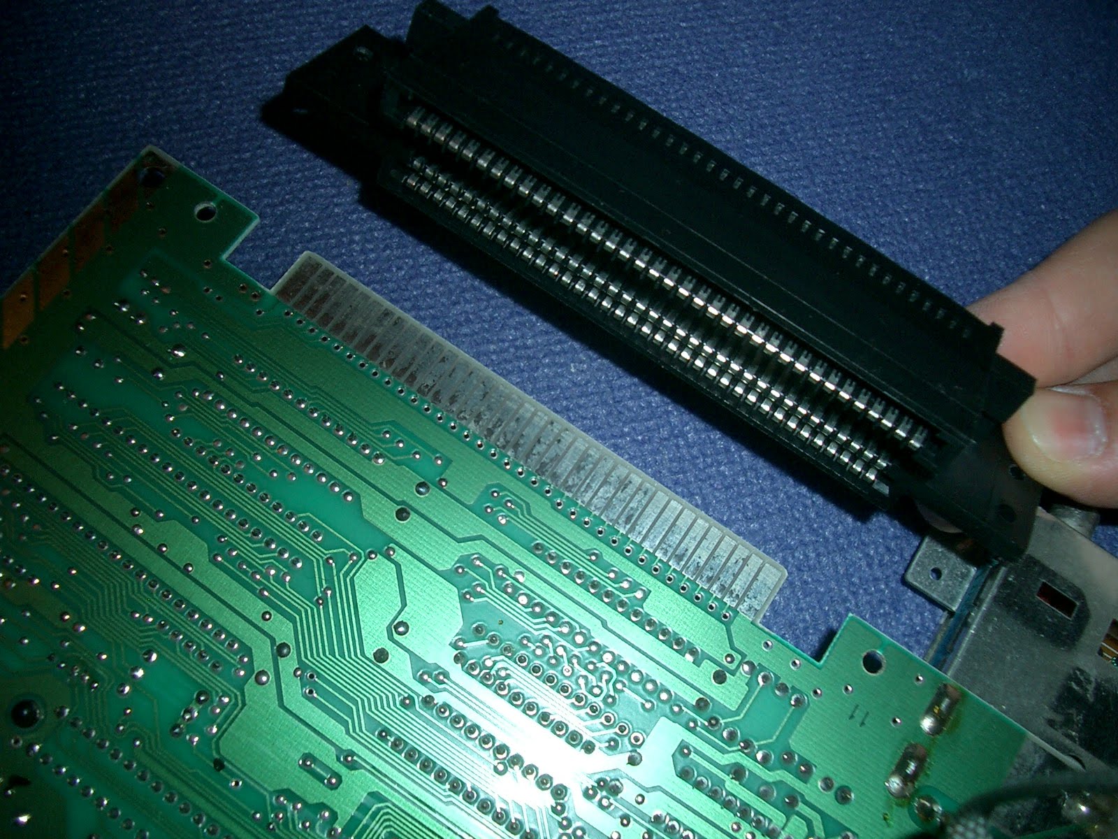 Aripug's Videogames & A/V Blog: NES - 72pin connector replacement ...