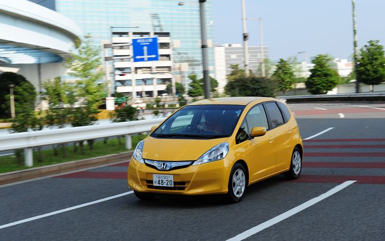 робот хонда фит гибрид. продажа авто дром в хабаровске фит гибрид 2017 годпробег до 100тыся. робот хонда фит гибрид. хонда фит 2011 гибрид. двигатель leb honda гибрид.