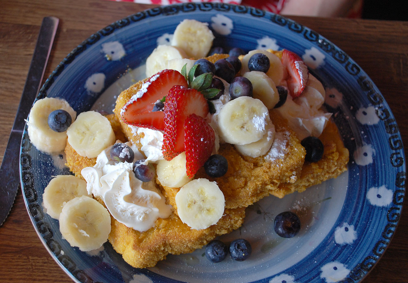 seriously! B'more Diners, DriveIns & Dives BLUE MOON CAFE