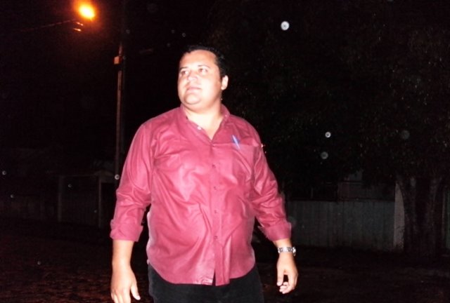 [PICT2439.JPG]