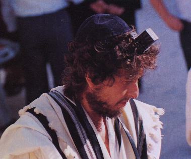 Bob-Dylan-Tallis-Tefillin.jpg