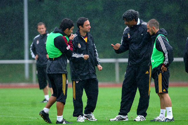 [B_522e40a33eb8f0595c1552d050cdf623.jpg]