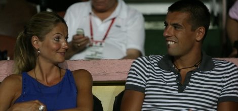 [B_4cf9ff8e06a64e4db86c43032be42b69.jpg]