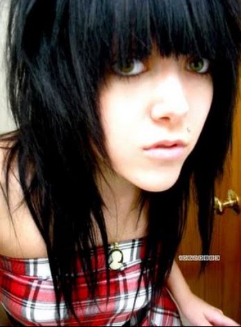 emo hairstyle pics. Medium length emo hair with