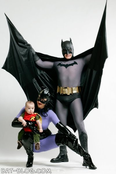 BAT - BLOG : BATMAN TOYS and COLLECTIBLES: The BAT-FAMILY Batman Costume  Photo Shoot!