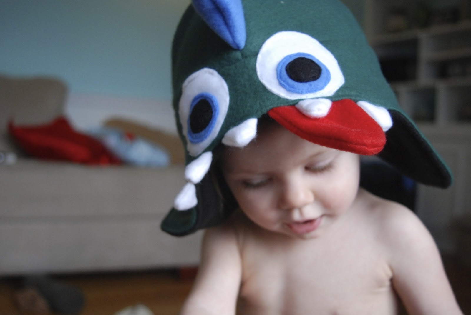 Makin' it: Handmade Christmas Presents: Fleece Hats for all ages