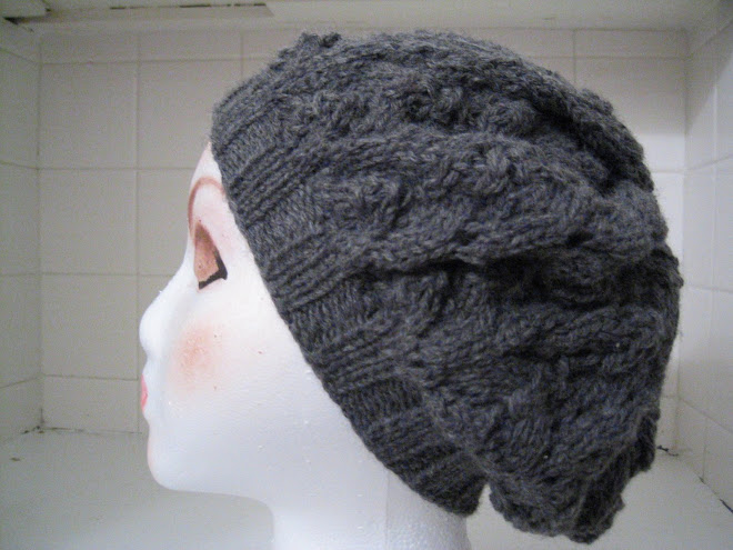 Heathered Wool Gray Lace Slouchy Beret