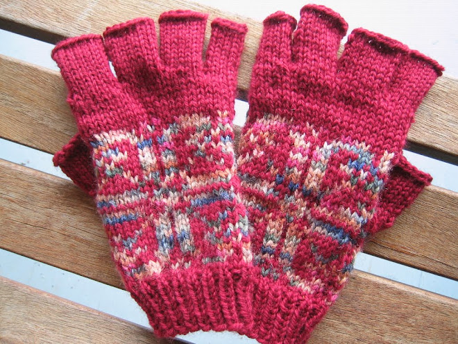 Harvest Fall Red Fingerless Gloves Wool