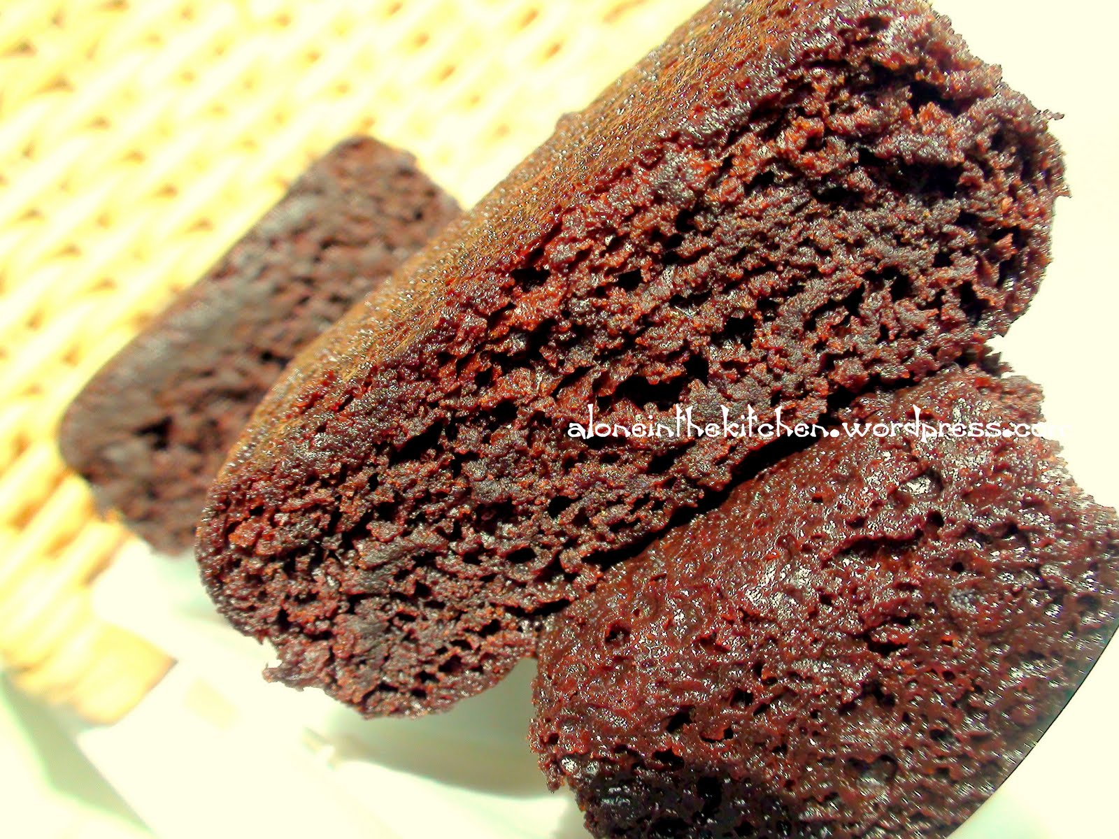 Anything and Everything Eggless, milkless, butterless chocolate brownie