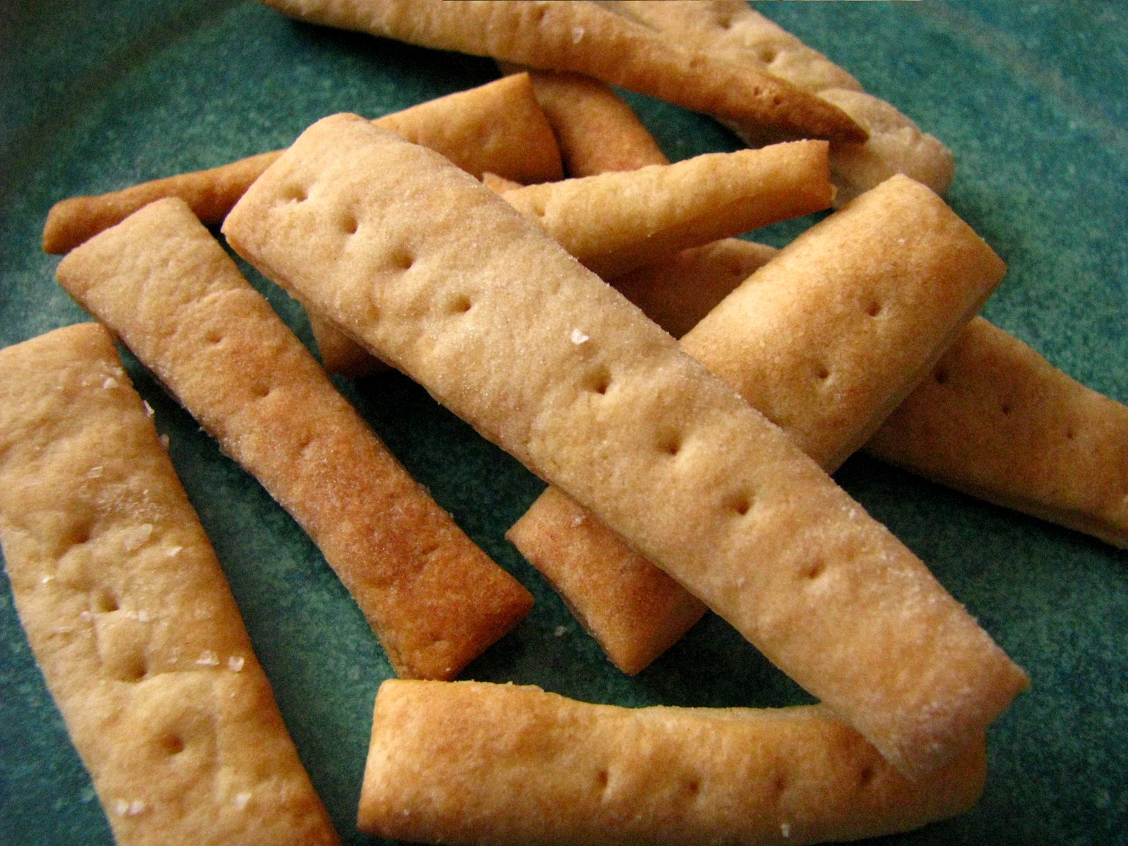 CakeWalk Soda Crackers and the Mystery of Links