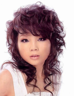 cute short curly hairstyles. 2010 Cute Asian Wavy Hairstyle