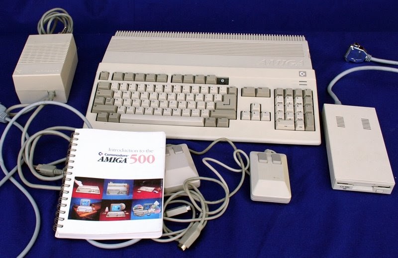 амига 500. Amiga 4000t. Amiga логотип. Amiga 2000. Commodore amiga os.