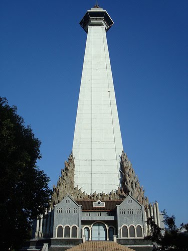 Monumen Mandala. di bangun buat di lupakan