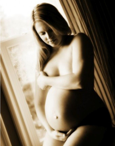 [melissa-joan-hart-pregnant-nude1.jpg]