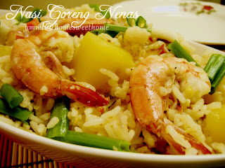 Home Sweet Home: Nasi Goreng Nenas