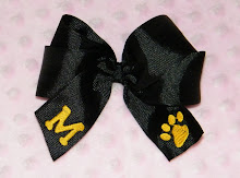 Bows can be made in any color ribbon
