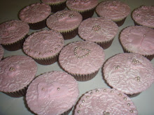 Pink pearl cupcakes