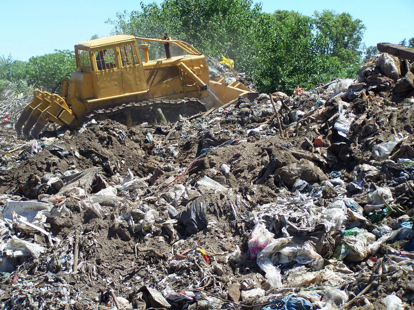 Optan por el encapsulamiento de la basura en lugar del vertedero