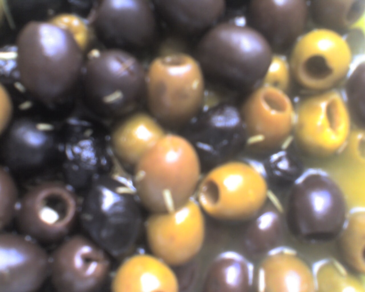 [olives.jpg]