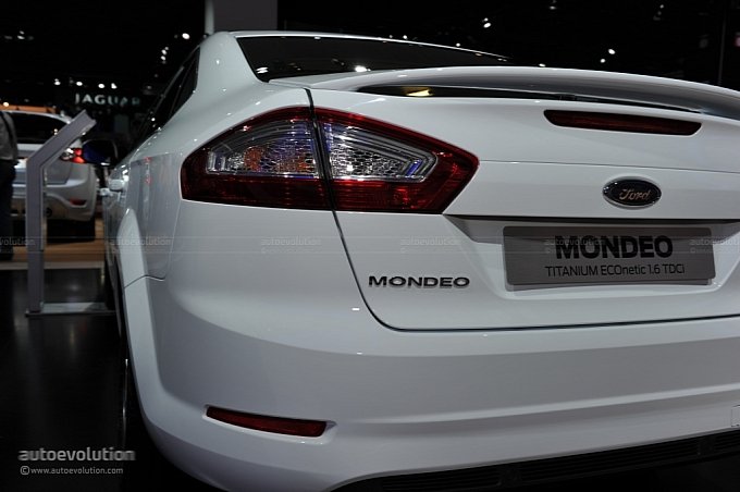 New Sport Cars: Performances Ford Mondeo Titanium ECOnetic live In ...