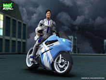 Max Steel en la moto supercargada