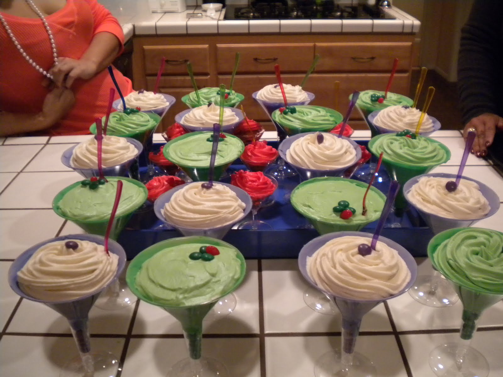 Cupcake Wednesdays Cupcake BIRTHDAY!! 1920s style )