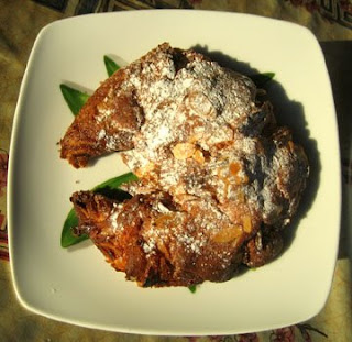 [Image: almond_croissant.jpg]