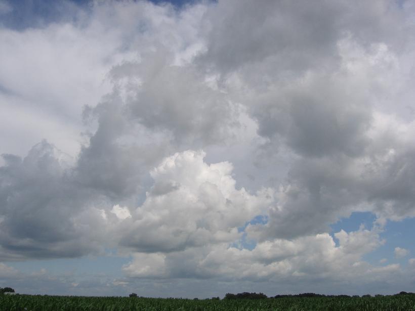 [wisconsin+clouds.JPG]