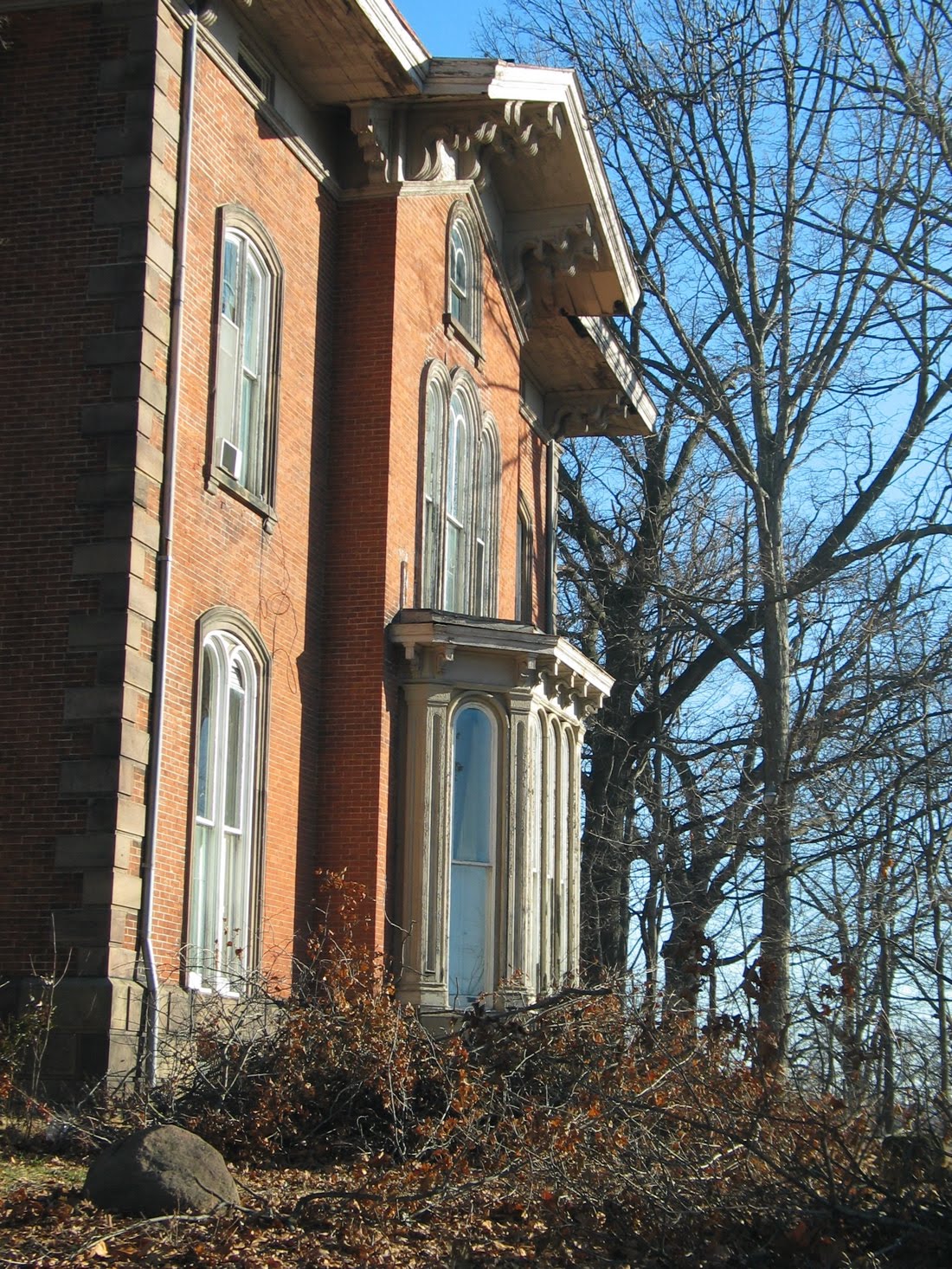 Dobsons 411 Refuge on Crescent Hill