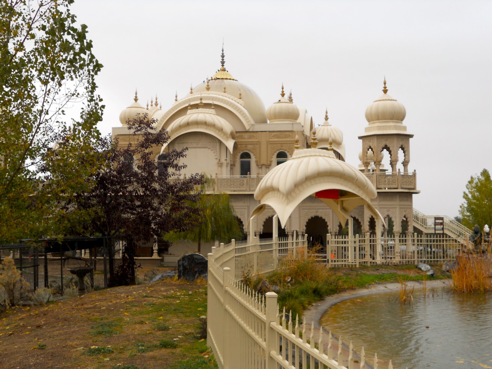 Words And Wanderlusts Hare Krishna Lotus Temple