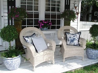 Con encanto . . .: Mimbre para el exterior