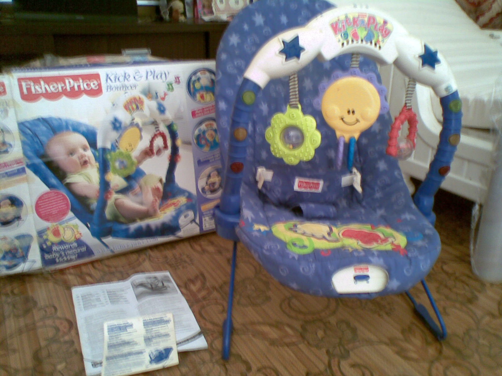 MyBundleToys Fisher Price Kick n Play Bouncer