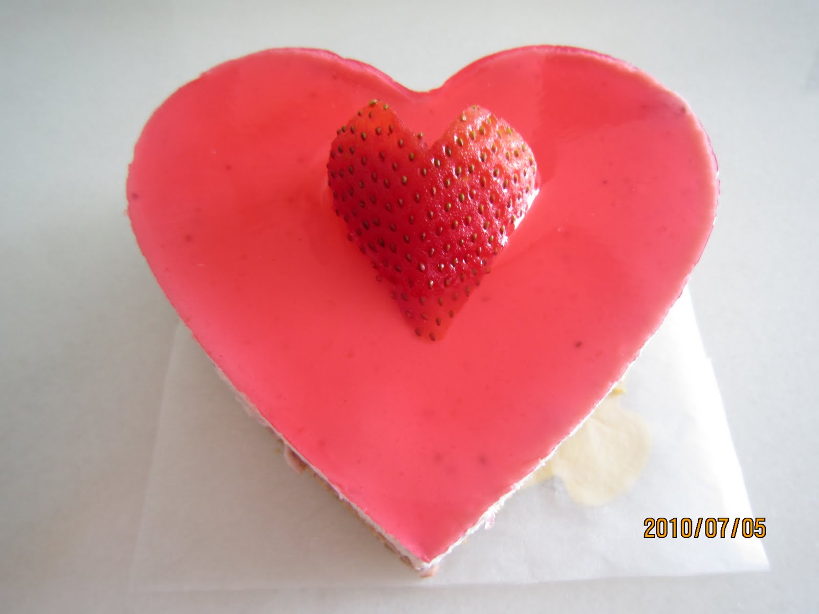 Tummy Full Of Yummy Granny's Fav Strawberry Yakult Cheesecake