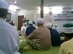 foto hari ini 02 - Penulis mendengar tazkirah Ramadhan dari Us. Bakar Chik.