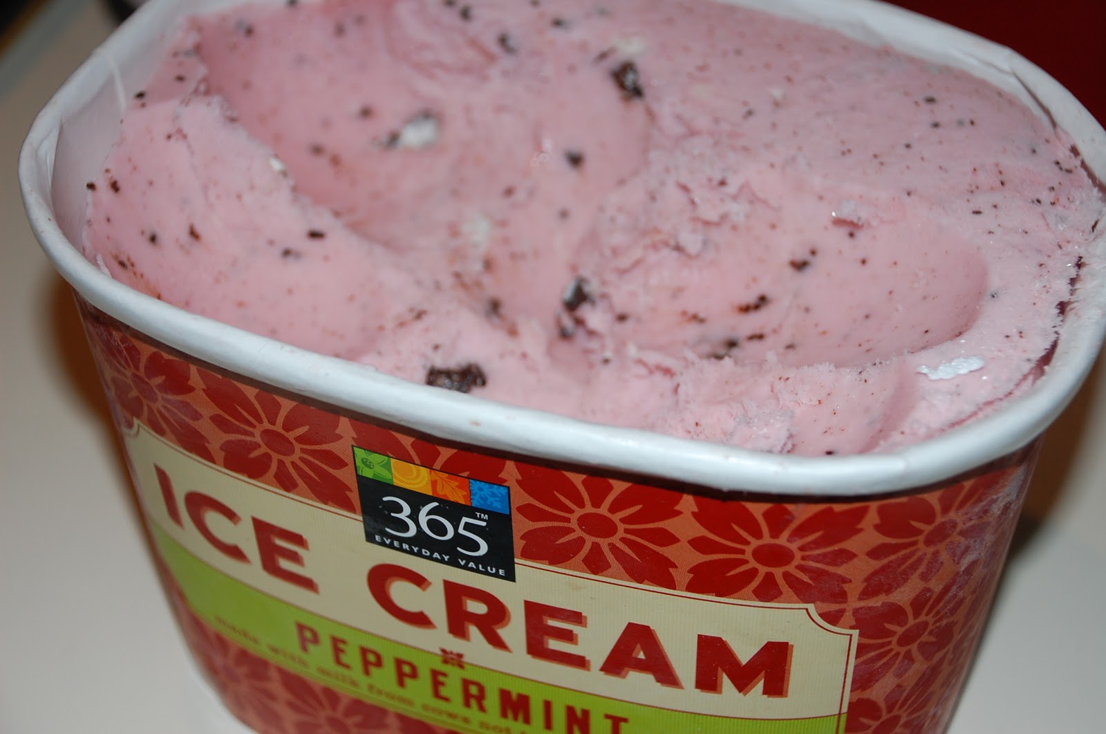 Scoopalicious Perfect Holiday Ice Cream Whole Food's Peppermint