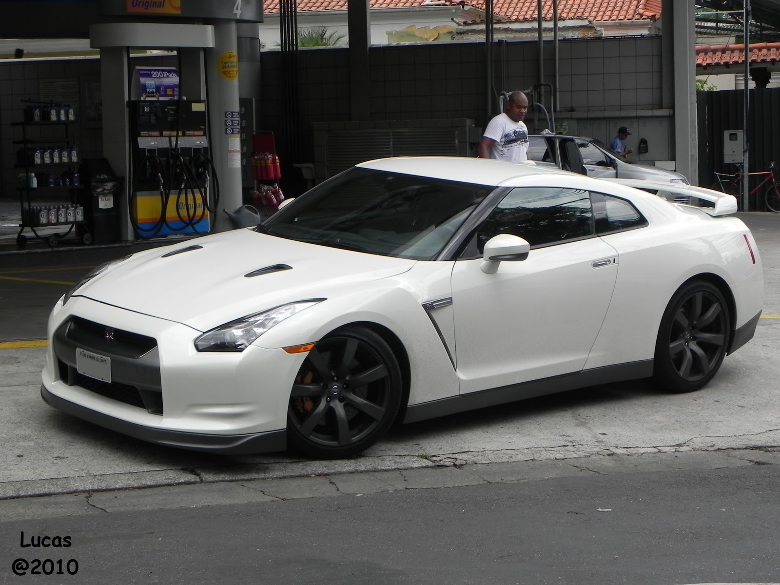 Exotics in Brazil: Nissan GT-R R35