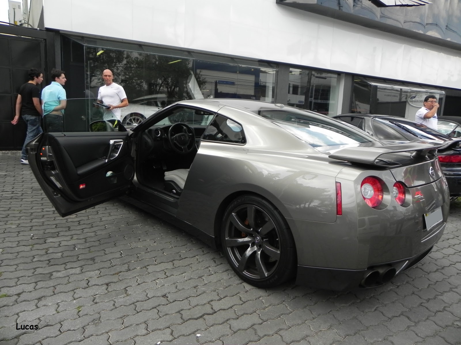 Exotics in Brazil: Nissan GT-R R35