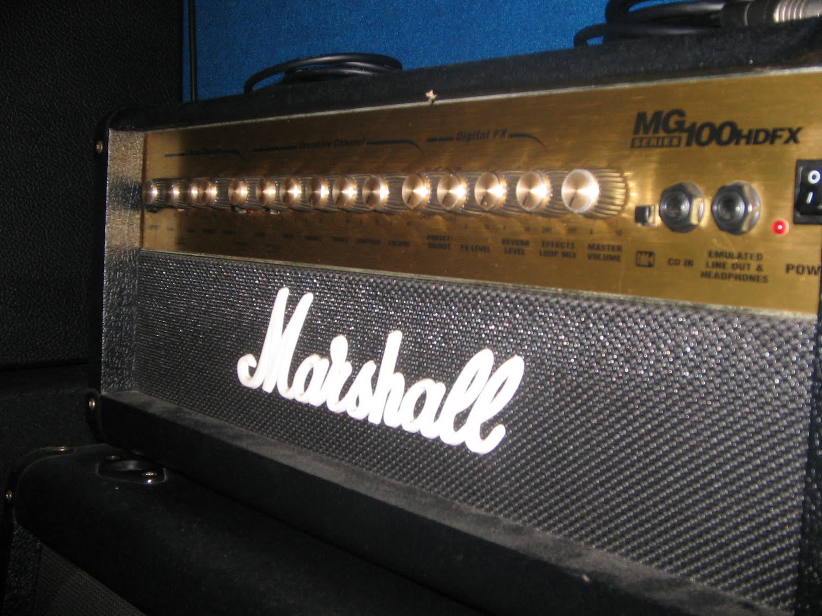 Q Studio Musik Marshall MG Series 100 HDFX
