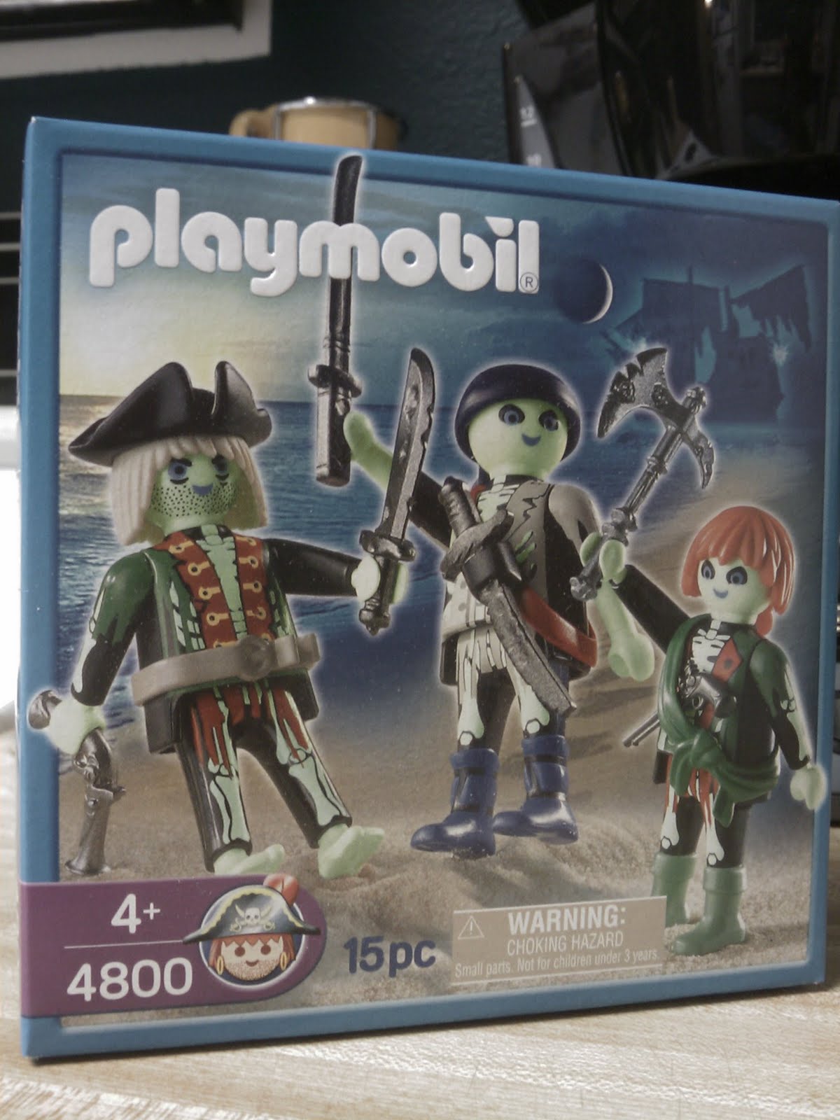 grundlæggende mudder Avenue Bobby Calabrese's OFFICIAL BLOG: Playmobil Zombie Pirates? Of Course!