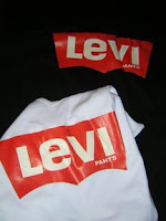 ya llegaron las fabulosas camisetas de Levi Pants