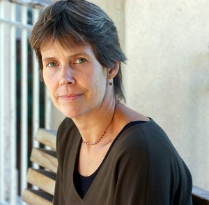 [joanna_scott.jpg]