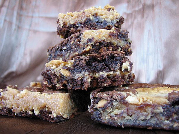 [peanut-butter-buckeye-bars.jpg]