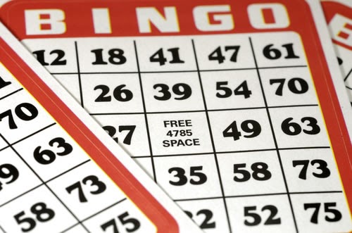 ¿Cuánto cartones trae un bingo?