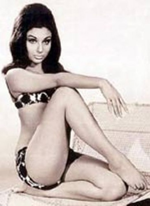Hot Celebrities In Cool Bikinis Vintage Bollywood