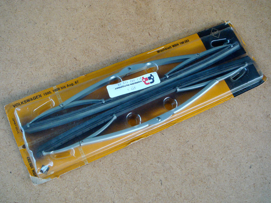VW+VW1500 NOS SWF wiper blades