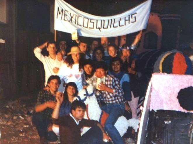 [305+-+Mexicosquillas+carroza.jpg]